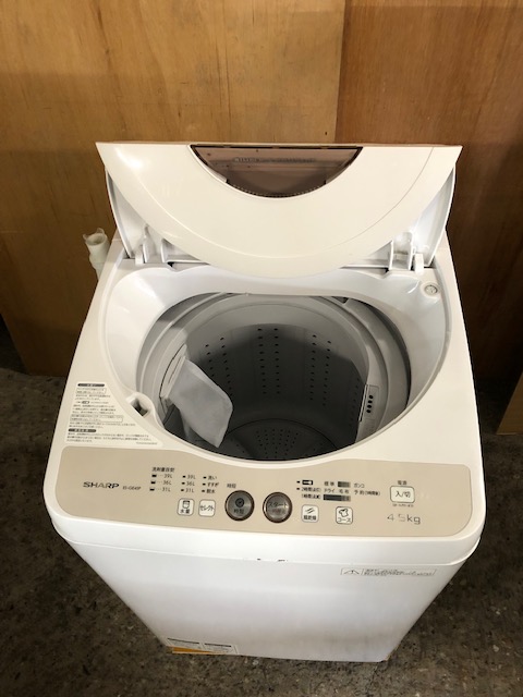 売約》4.5kg洗濯機 2014年製 シャープ ES-GE4P※上部に塗装ハガレあり 